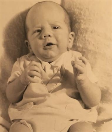 Darren Wynn Burge - Photo 108