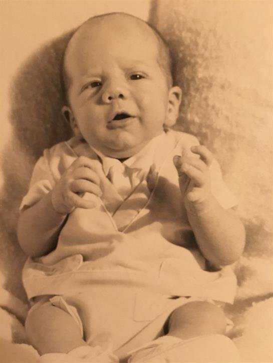 Darren Wynn Burge - Photo 124