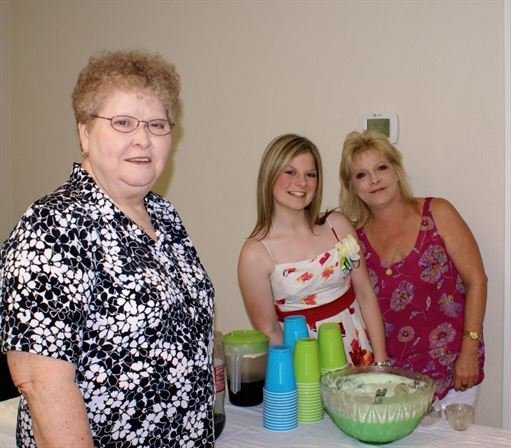 Shanna Lynn Gonzalez - Photo 29