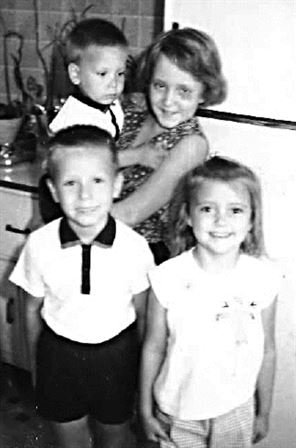 Nan Andrea Gibson - Photo 7