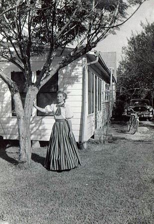 Louise Maberry - Photo 4