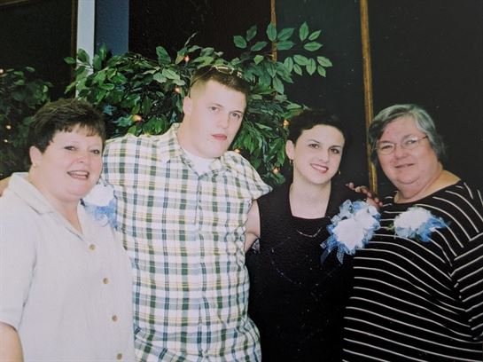 Lisa Lynn Howell "Nanny" Yeaman - Photo 14