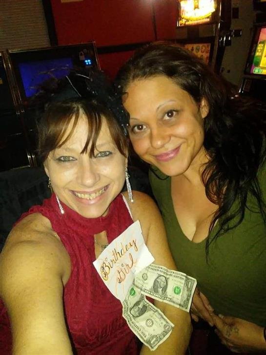 Lisa Ann Lee - Photo 3