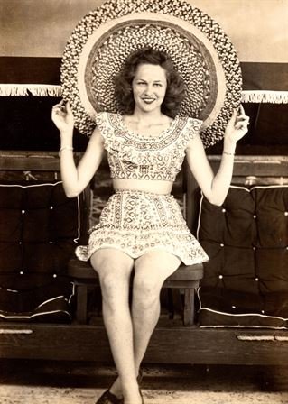 Betty Hall Reindel Webb - Photo 58