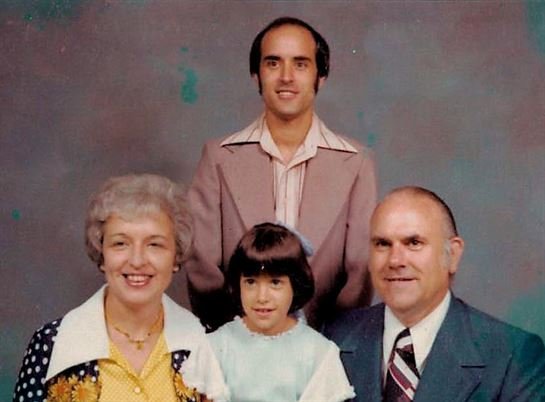 Sally Cason Vance - Photo 11