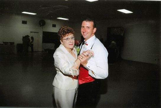 Rena Mendoza Veillon - Photo 10