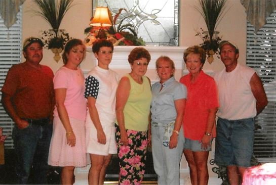 Rena Mendoza Veillon - Photo 20