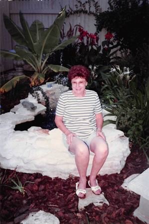 Rena Mendoza Veillon - Photo 39