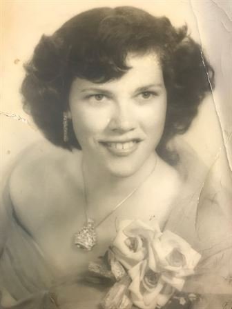 Dolly DeLeon - Photo 24