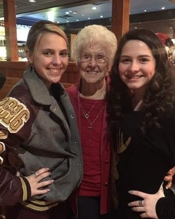 Lois Overstreet Powell - Photo 51