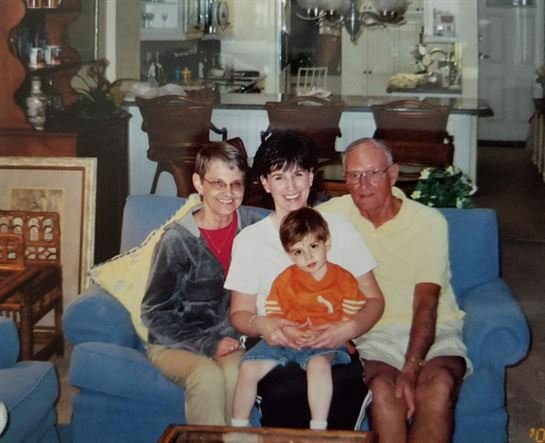 Robert E. Oldham - Photo 49