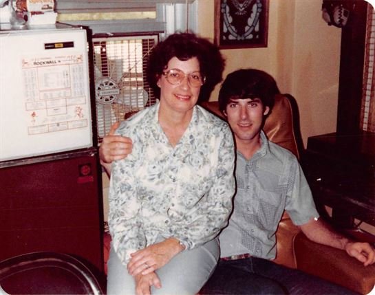 Amy Carolyn Griffith - Photo 4