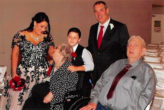 Gwen Gonzales - Photo 22