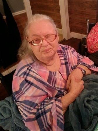 Gwen Gonzales - Photo 50