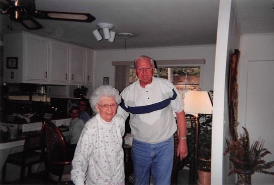 Kenneth Beckett - Photo 2