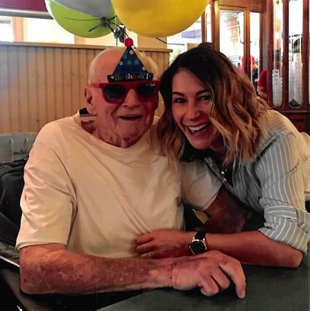 Kenneth Beckett - Photo 18