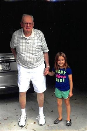 Kenneth Beckett - Photo 23