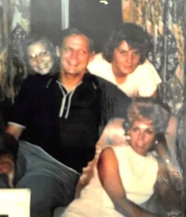 Kenneth Beckett - Photo 36