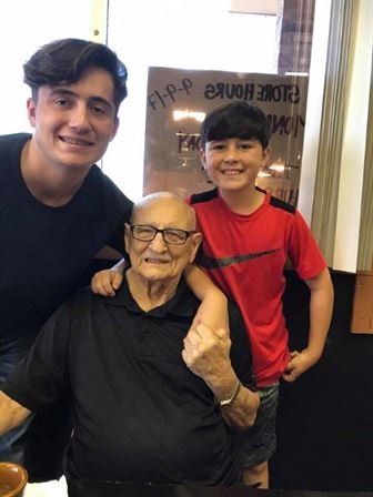 Frank Musemeche - Photo 10