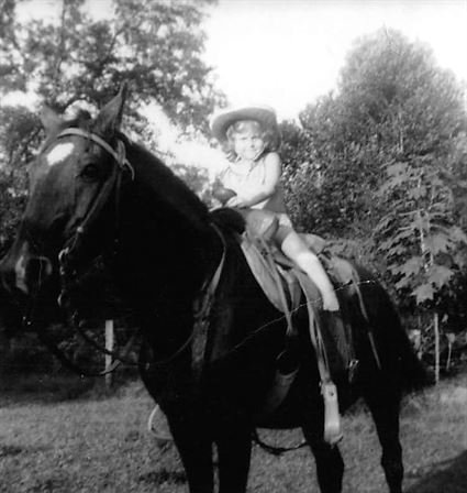 Laura Beth Miller - Photo 37