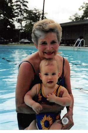 Sue Halliburton - Photo 2