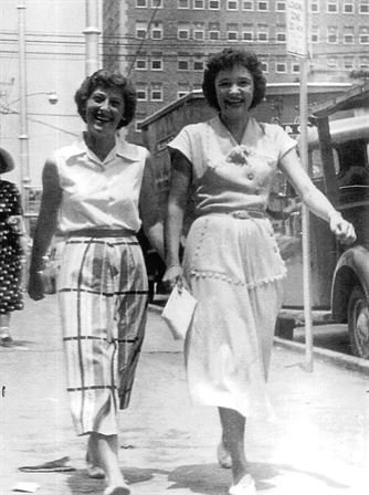 Sue Halliburton - Photo 12