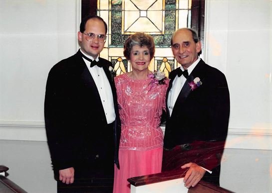 Sue Halliburton - Photo 26