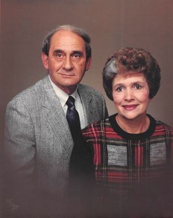 Sue Halliburton - Photo 41