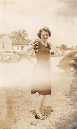 Agnes H. Dixon - Photo 37