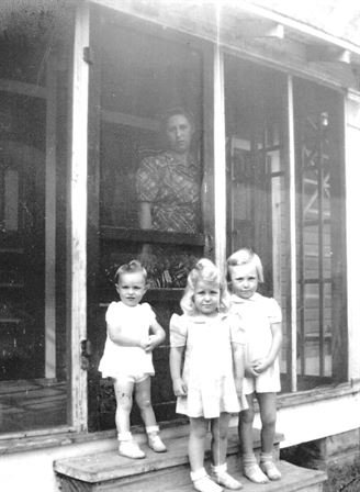 Juanita Mae Nugent - Photo 21