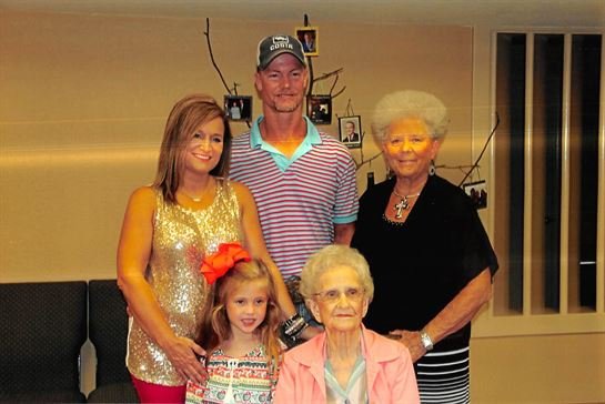 Yvonna Boehme - Photo 6