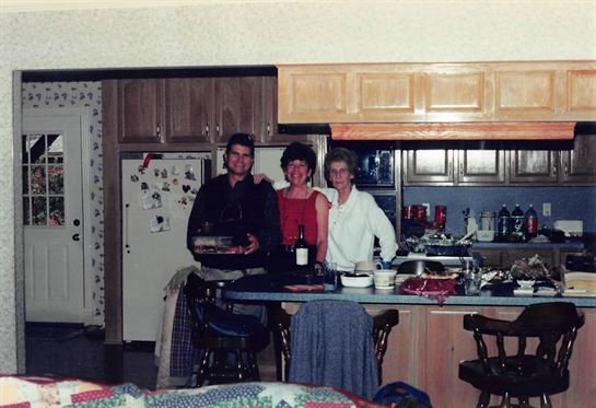 Betty June Chatagnier - Photo 21