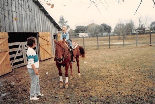 Betty June Chatagnier - Photo 55