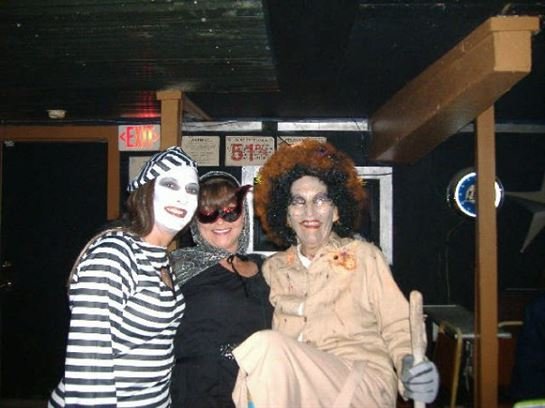 Annie Laura Dixon - Photo 4