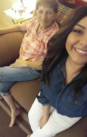 Annie Laura Dixon - Photo 11