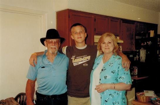 Thomas Frederich Schneider, Sr. - Photo 7