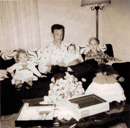 Thomas Frederich Schneider, Sr. - Photo 31