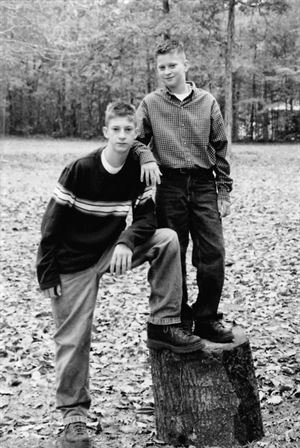 Elmer Lee Ernst, Sr. - Photo 2