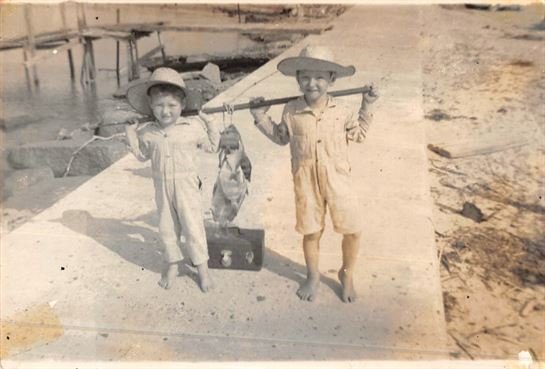 Elmer Lee Ernst, Sr. - Photo 9