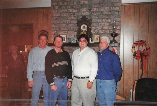 Elmer Lee Ernst, Sr. - Photo 8