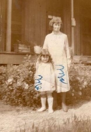 Mavis Hollingsworth Powell - Photo 13