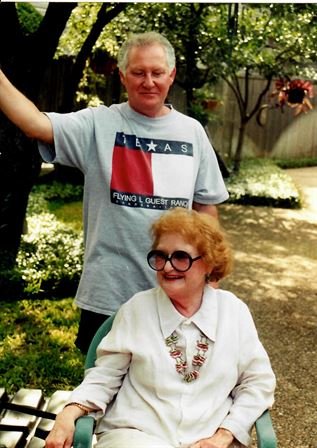 Mavis Hollingsworth Powell - Photo 52