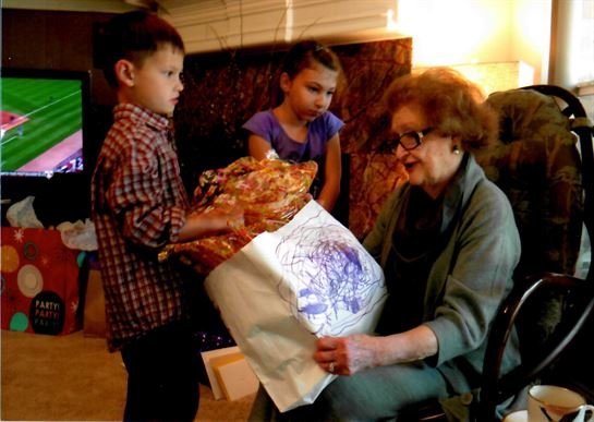 Mavis Hollingsworth Powell - Photo 75