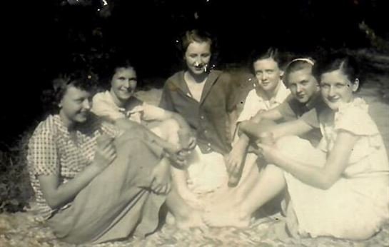 Mavis Hollingsworth Powell - Photo 108