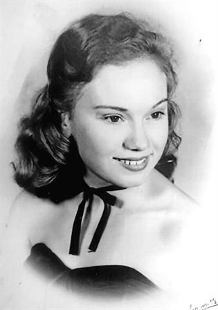 Maxine Patin - Photo 31