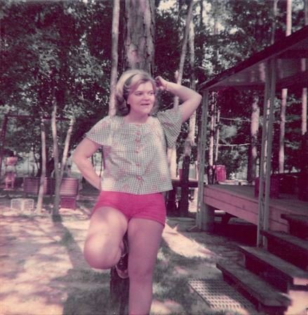 Debbie Bryant - Photo 8