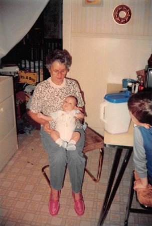 Imogene Titus - Photo 11