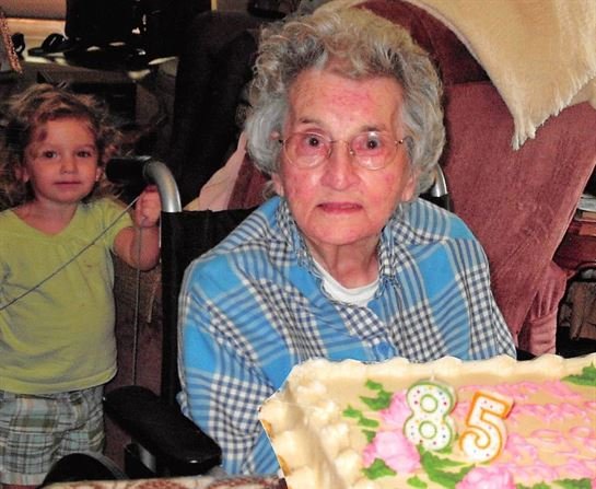 Imogene Titus - Photo 20