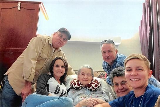 Imogene Titus - Photo 24