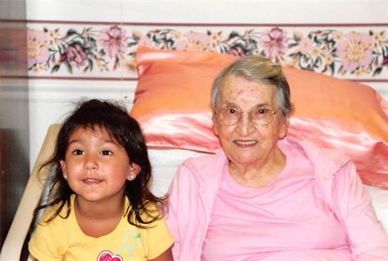 Imogene Titus - Photo 32